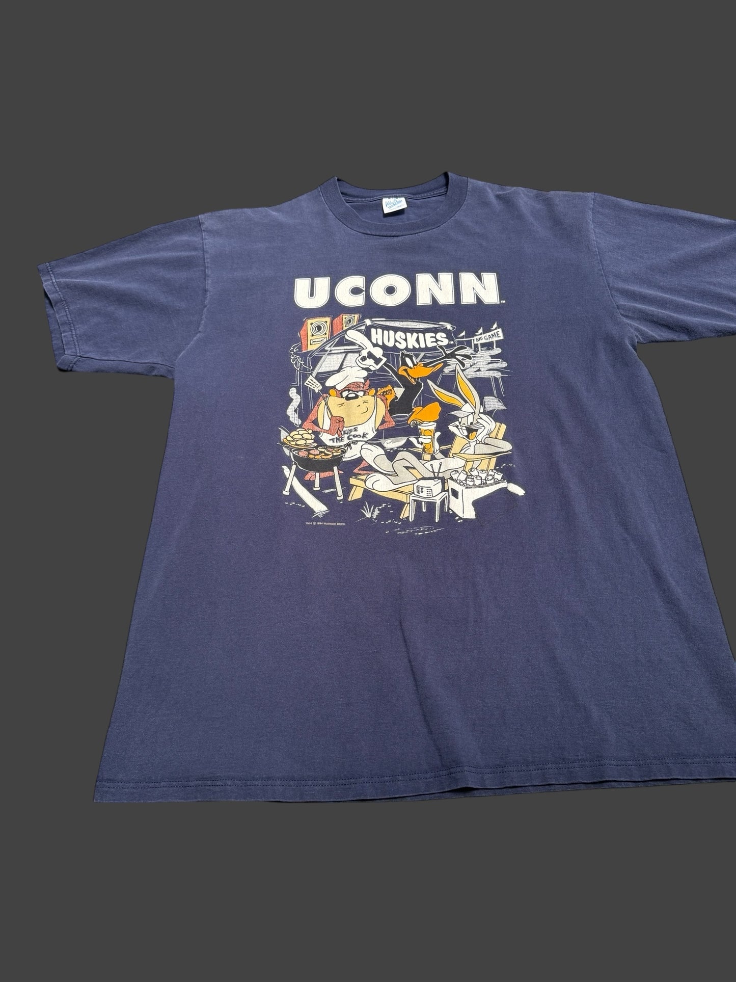 1994 Warner Bros. "UCONN Huskies" Tee